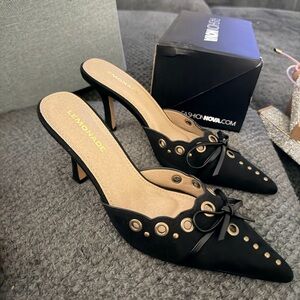 Lemon Black and Gold Women's Heels